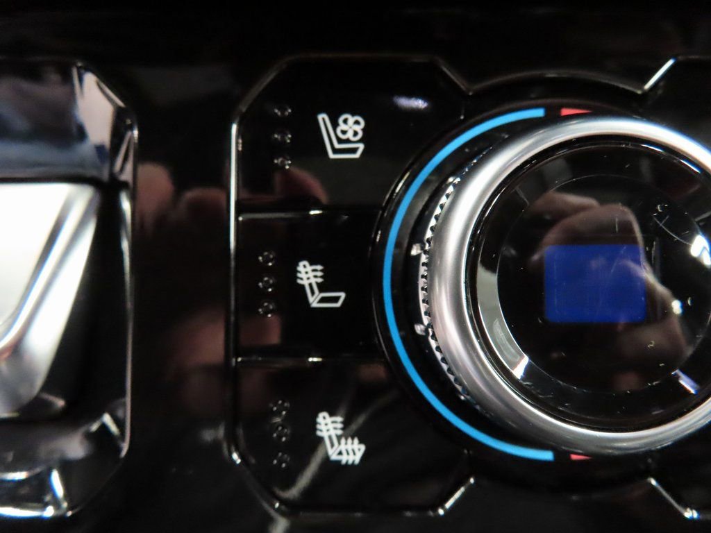 Used 2025 GMC Sierra 2500 AT4X w/ AT4X AEV Edition image 68