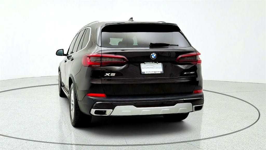 Used 2022 BMW X5 xDrive40i w/ Premium Package AWD/4WD image 11