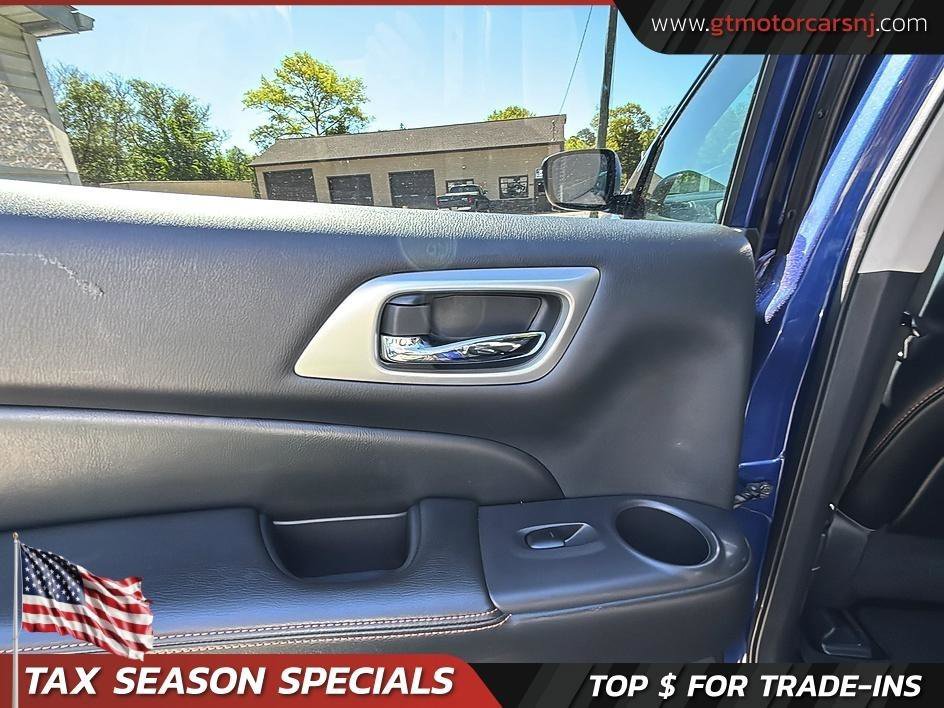 Used 2019 Nissan Pathfinder SL AWD/4WD image 27