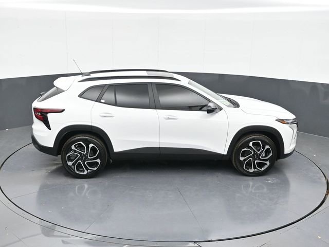 New 2026 Chevrolet Trax RS w/ Sunroof Package image 59