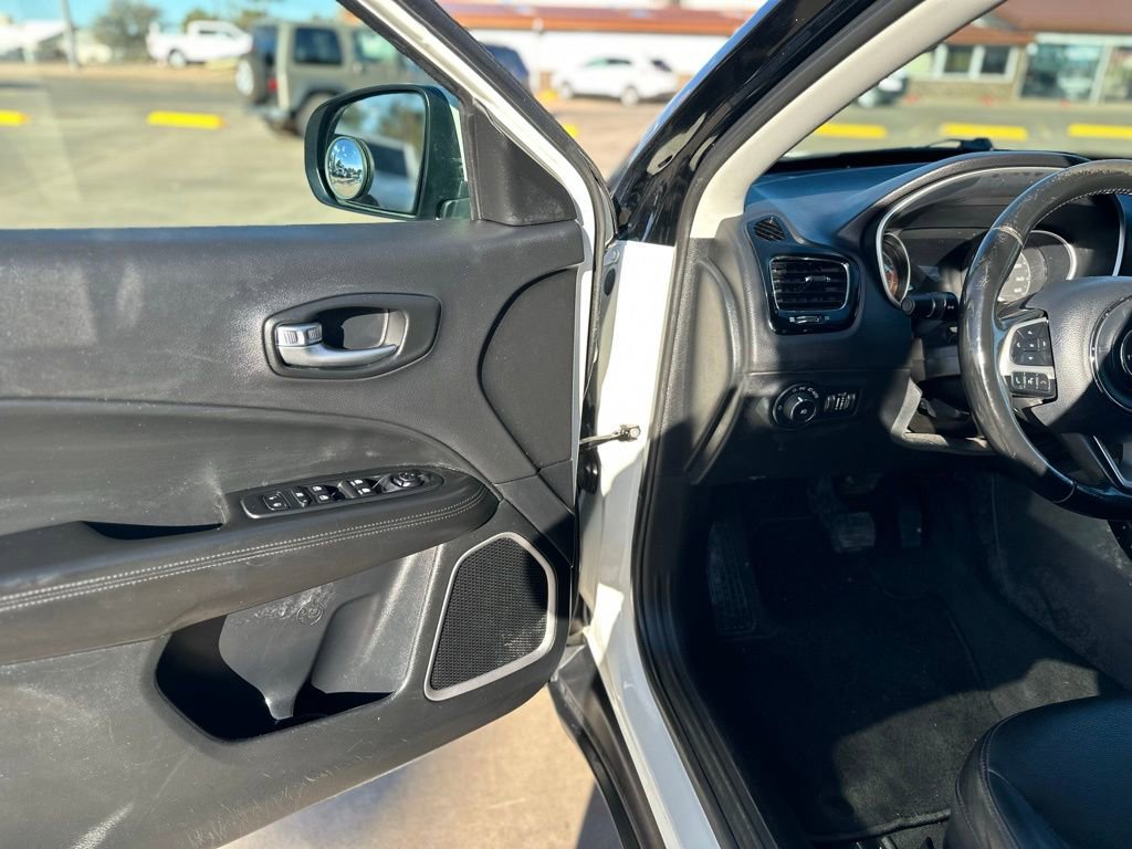 Used 2018 Jeep Compass Altitude w/ Popular Equipment Group image 13