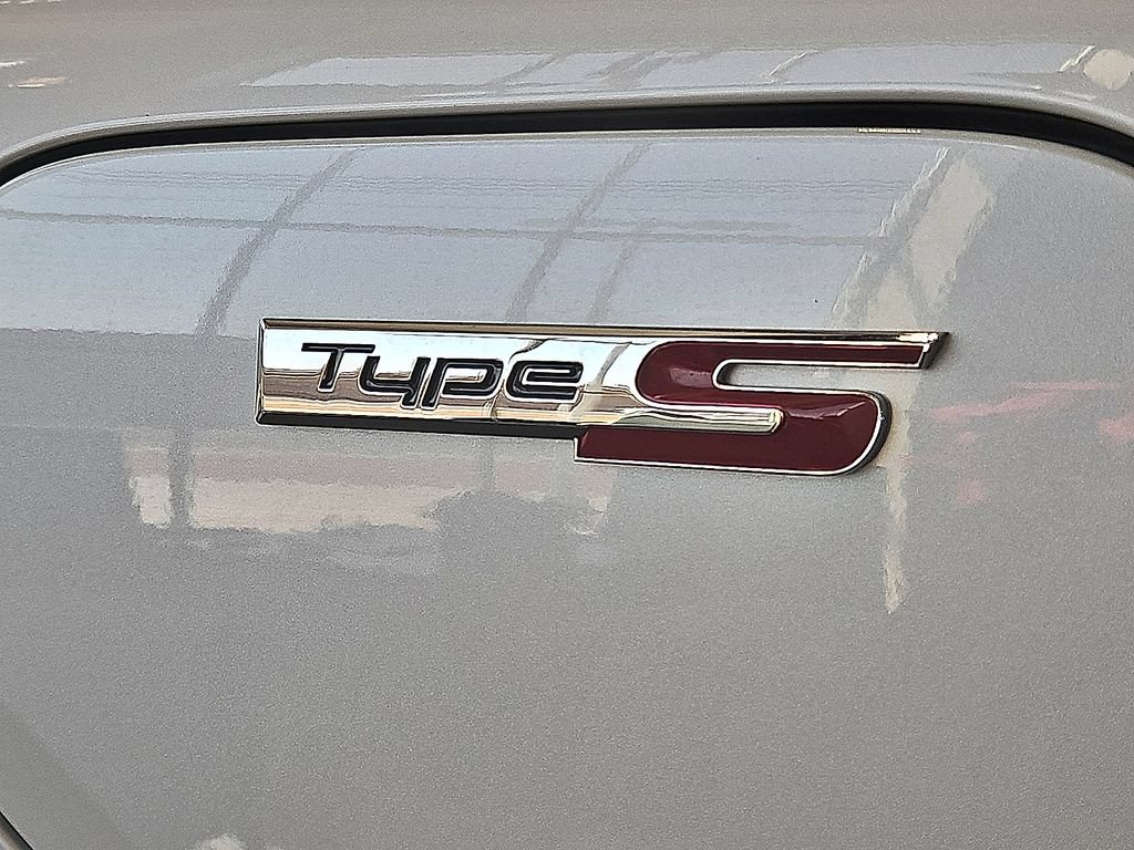 Certified 2024 Acura ZDX Type S AWD/4WD image 11