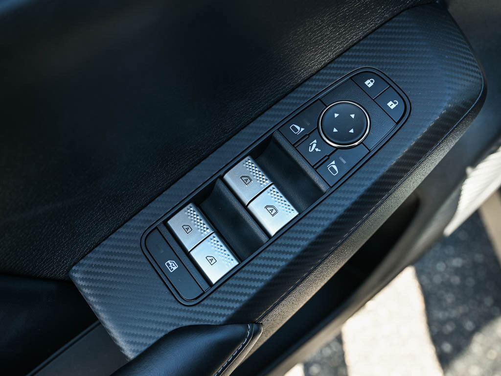 New 2025 Mitsubishi Outlander SE AWD/4WD image 17