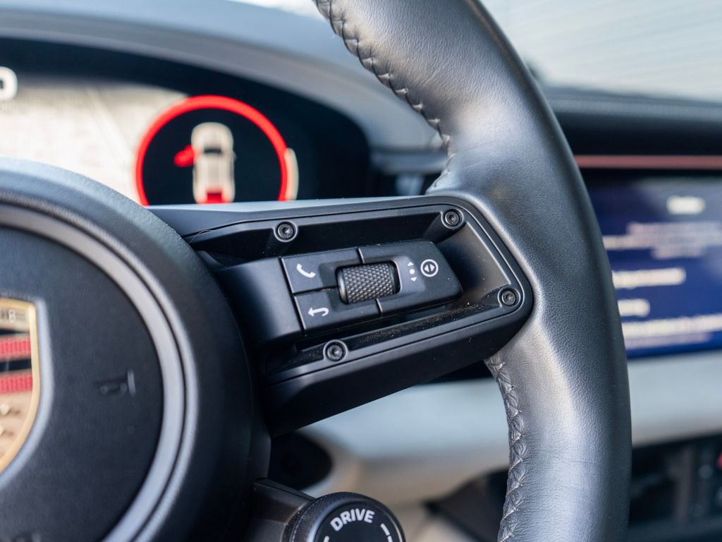 Used 2024 Porsche Macan 4 Electric image 22