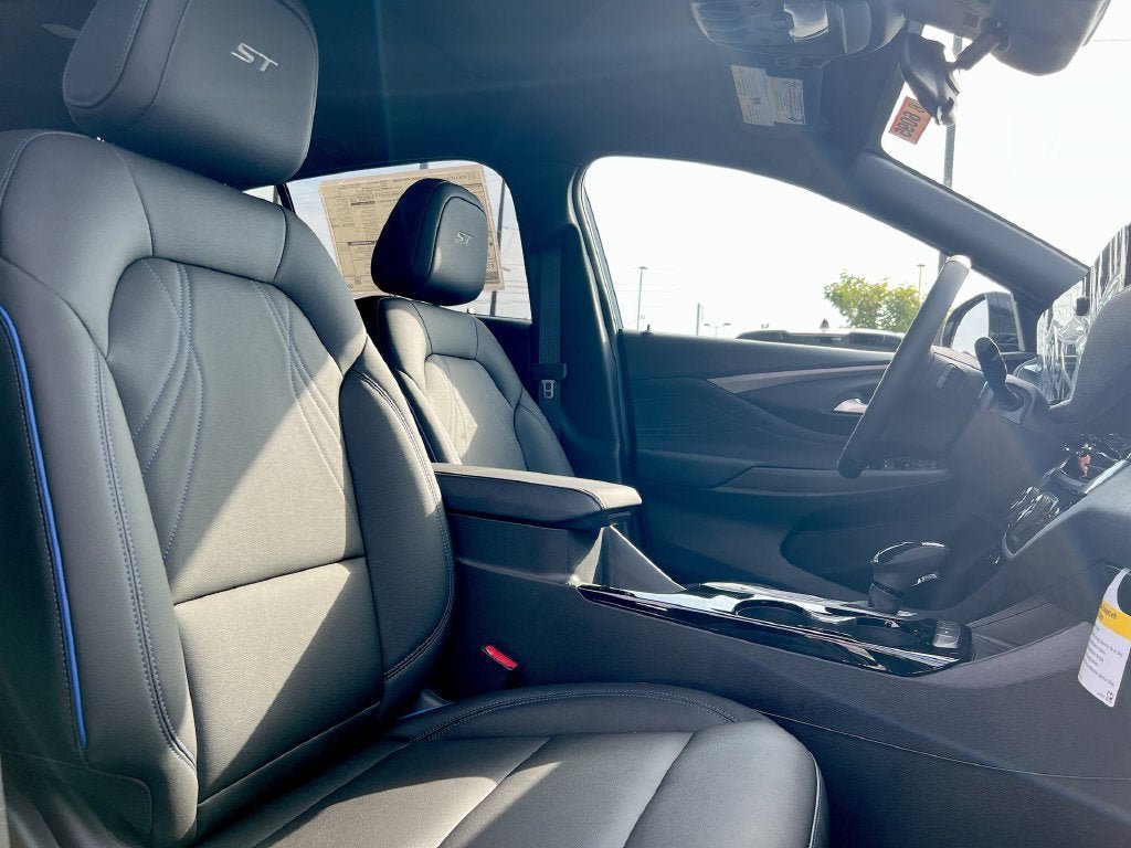 New 2026 Buick Envista Sport Touring w/ Convenience I Package FWD image 22