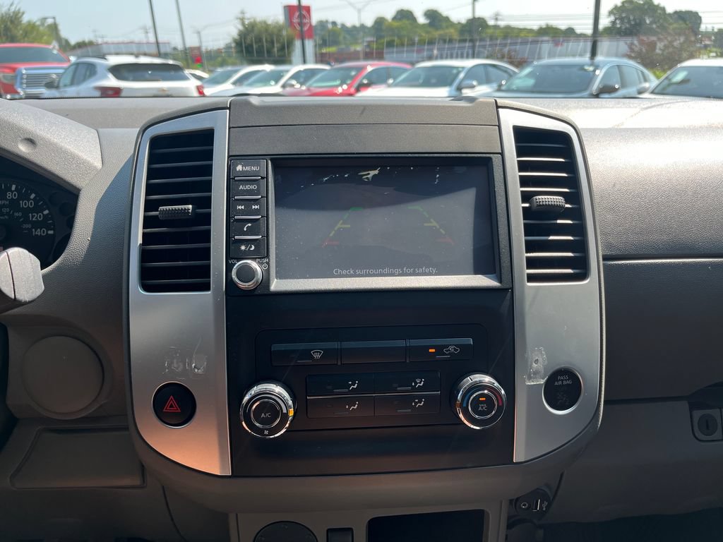 Used 2020 Nissan Frontier SV RWD image 17