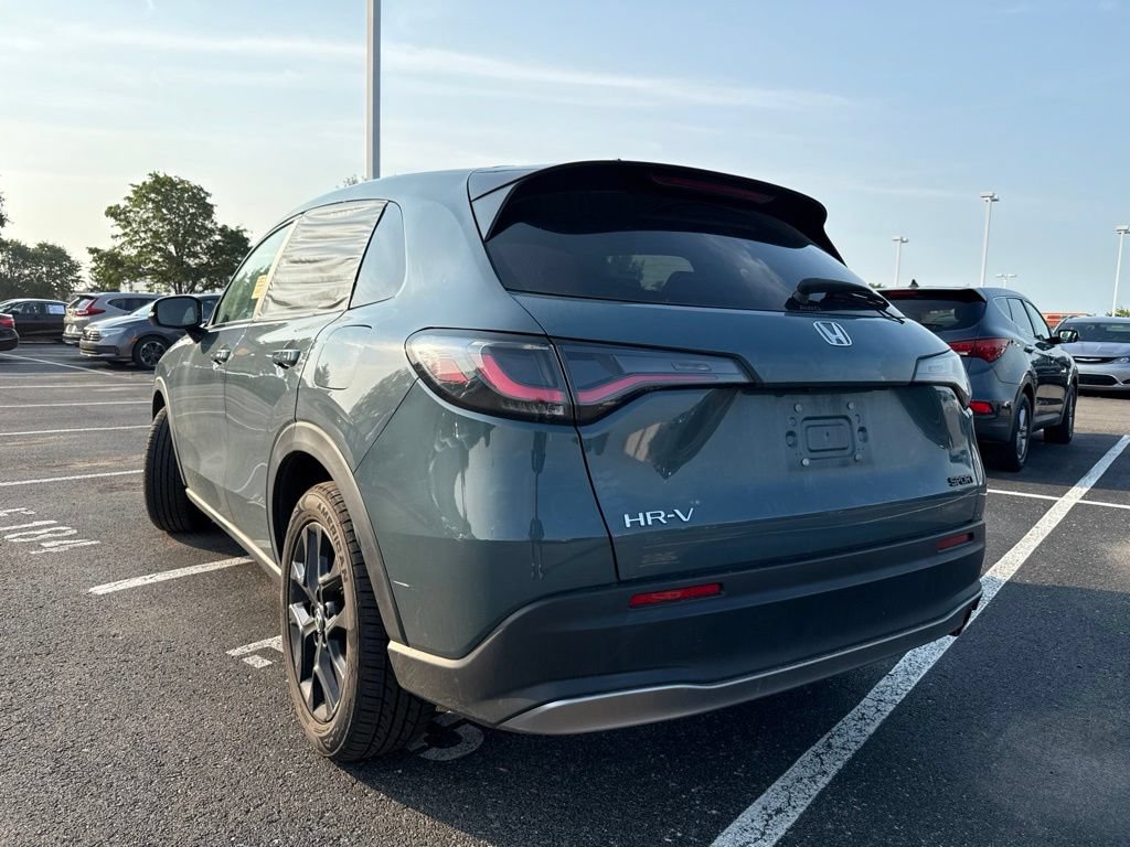 Used 2024 Honda HR-V Sport image 10