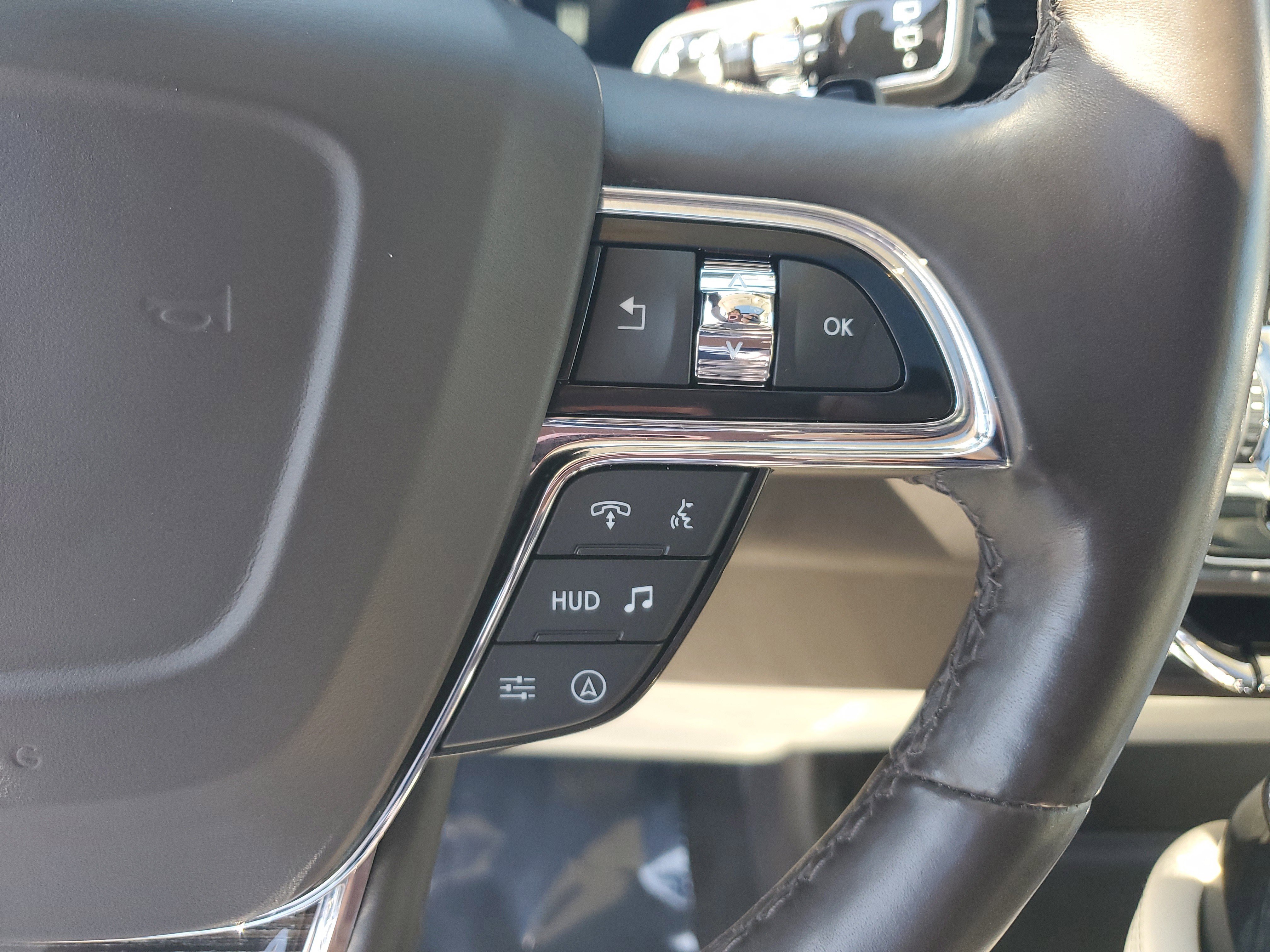 Used 2024 Lincoln Navigator Black Label image 27