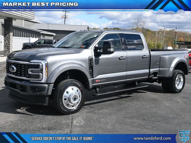 New 2026 Ford F450 Platinum image 1