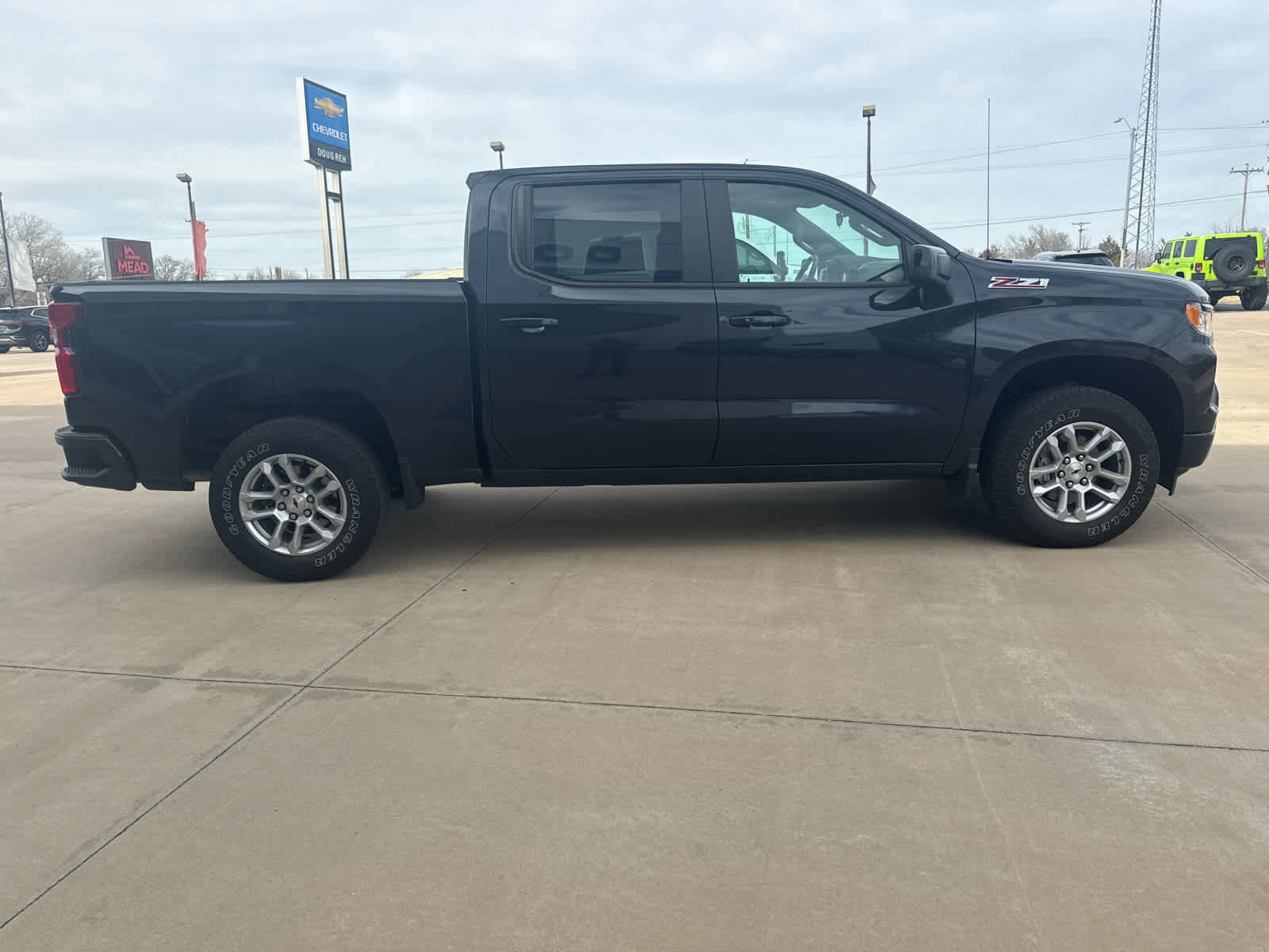 Used 2022 Chevrolet Silverado 1500 RST w/ Z71 Off-Road Package image 10
