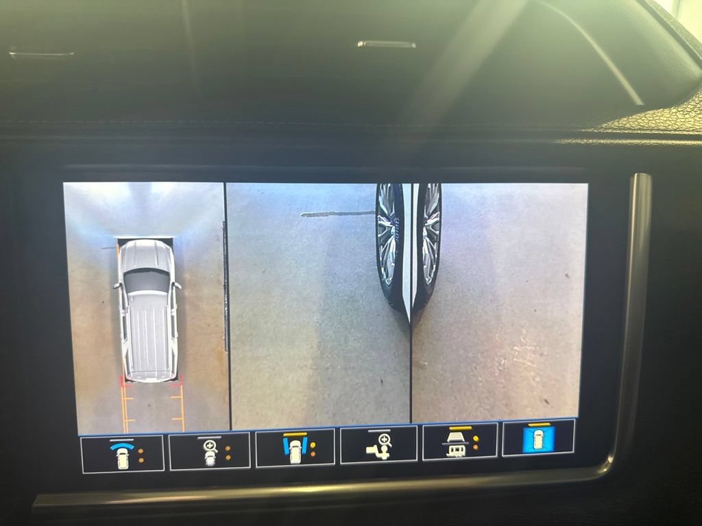 Used 2021 GMC Yukon XL Denali w/ Denali Ultimate Package AWD/4WD image 44