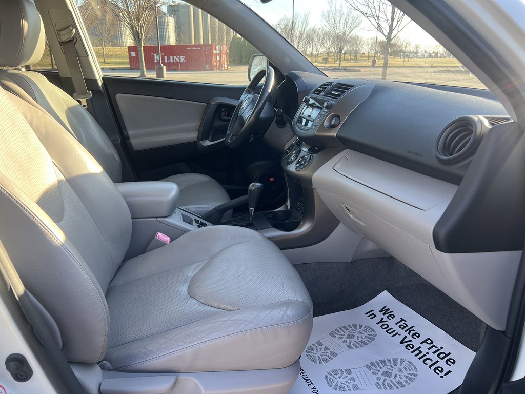 Used 2010 Toyota RAV4 Limited image 11