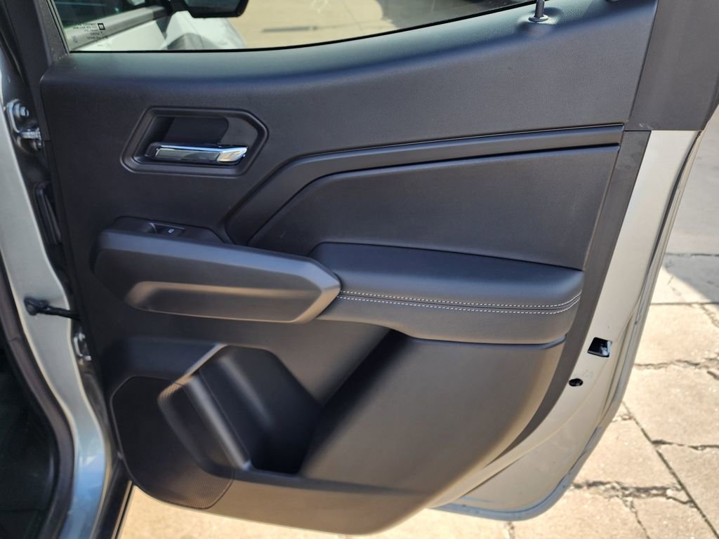 New 2026 GMC Canyon Elevation w/ Convenience Package RWD image 39