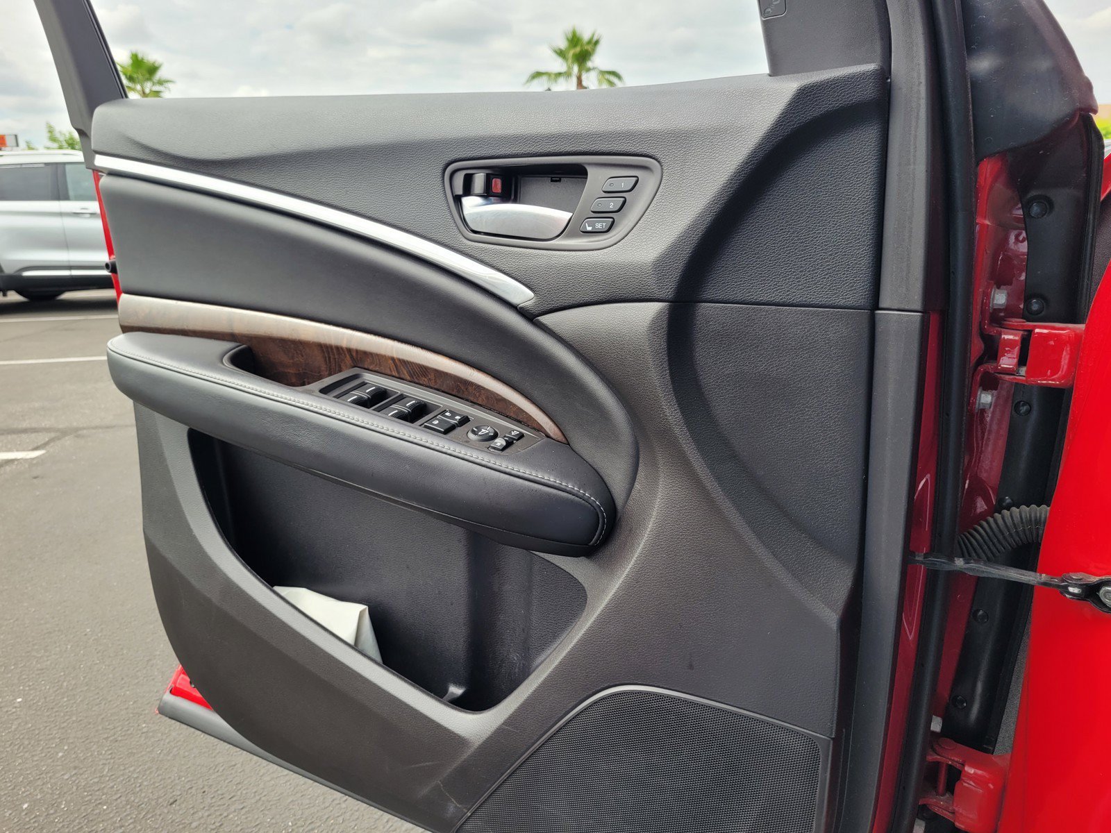 Used 2018 Acura MDX FWD w/ Advance & Entertainment image 26