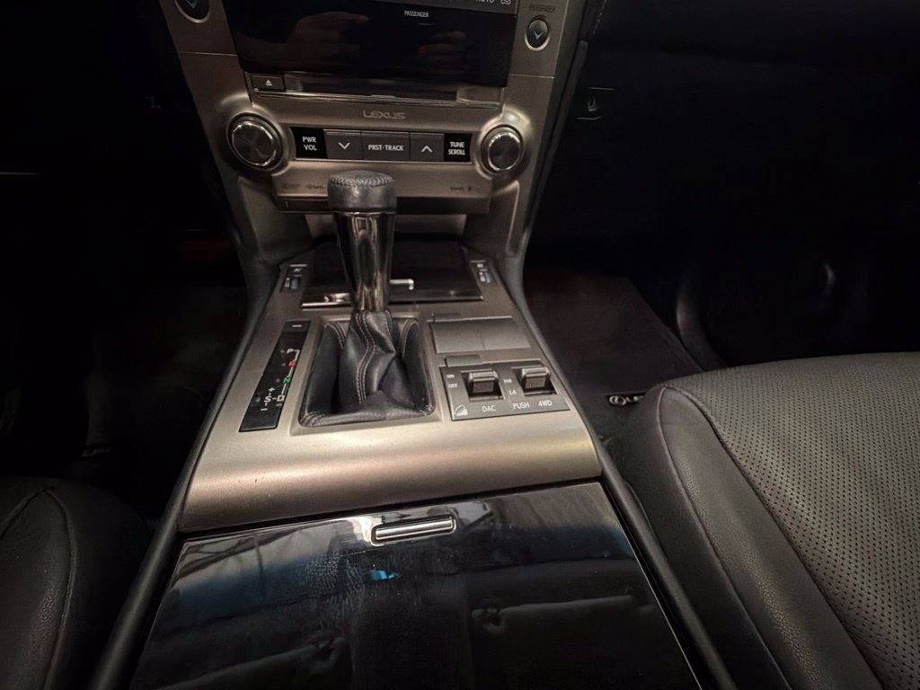 Used 2015 Lexus GX 460 w/ Comfort Package AWD/4WD image 22