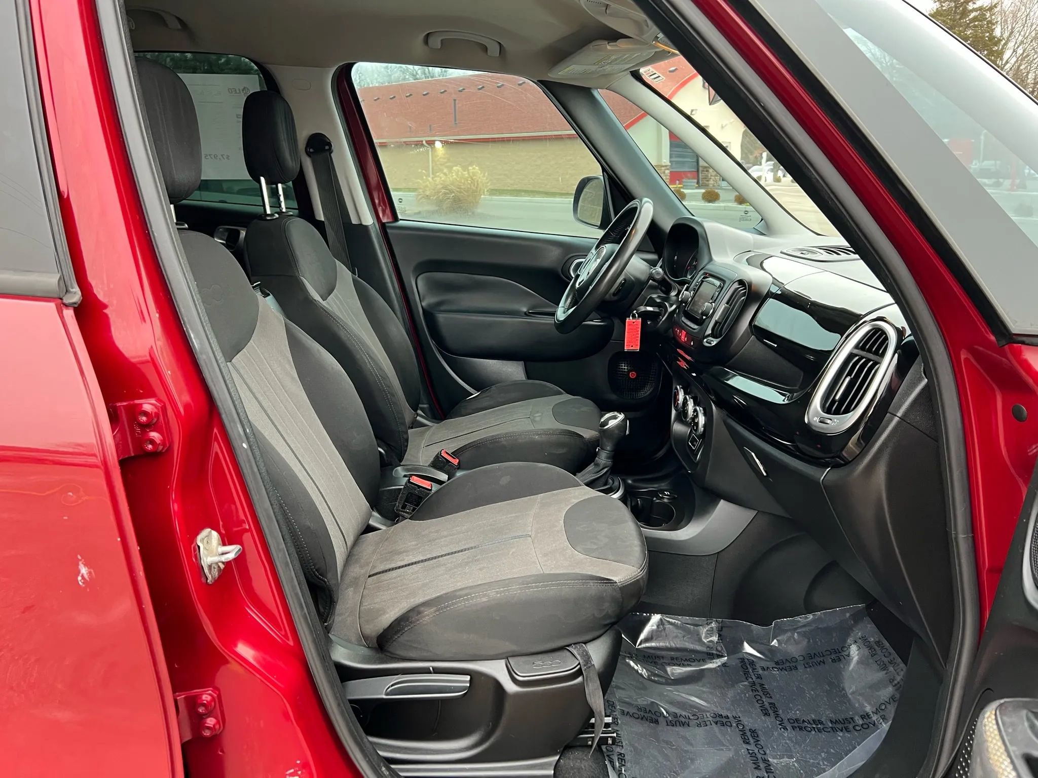 Used 2015 FIAT 500L Trekking image 19