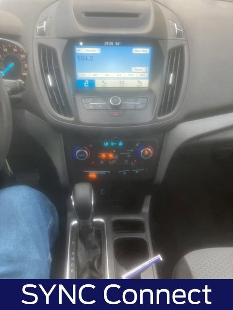 Certified 2018 Ford Escape SE w/ SE Sync 3 Package AWD/4WD image 8