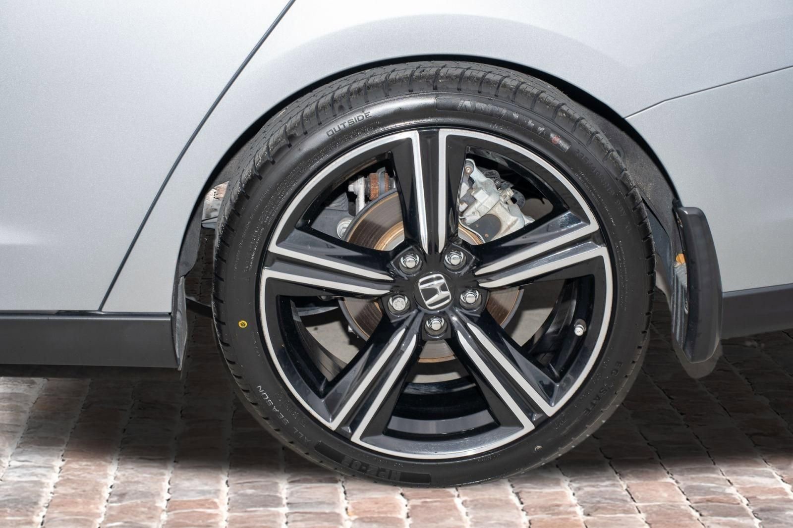 Certified 2023 Honda Accord Sport image 40