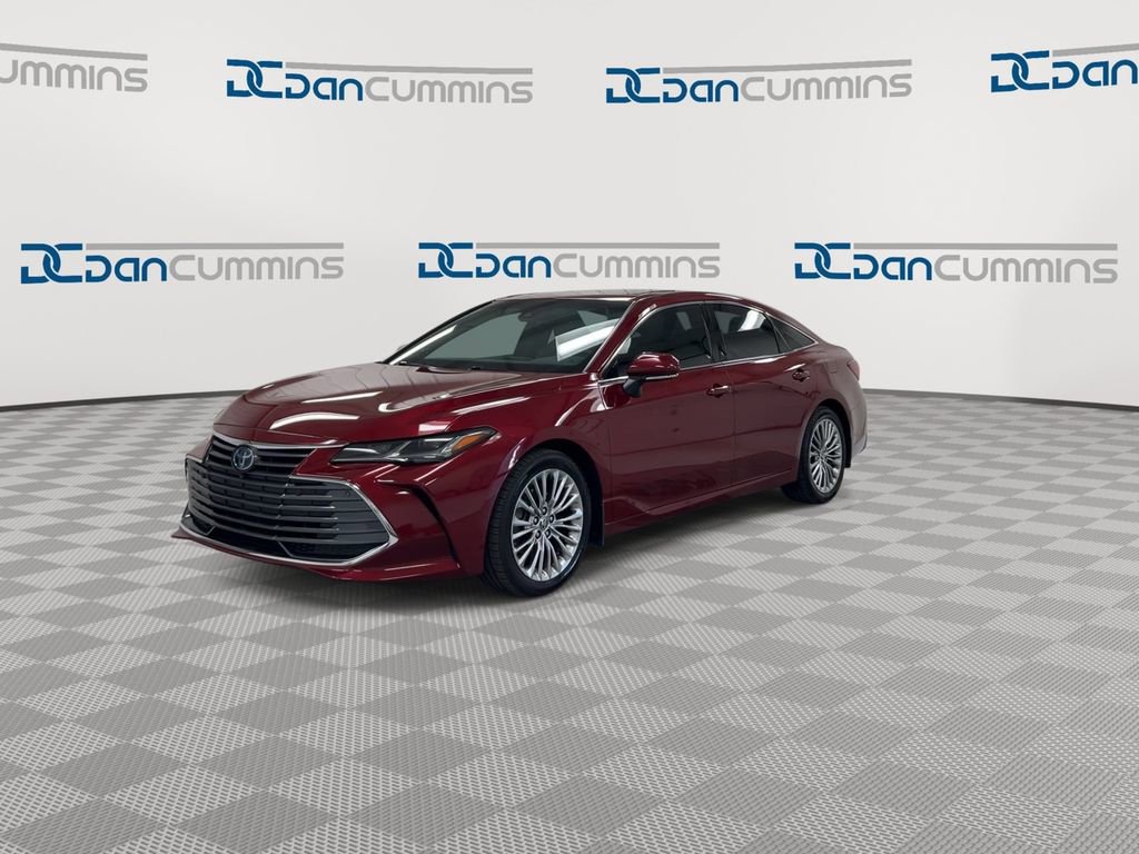 Used 2022 Toyota Avalon Limited w/ Advanced Safety Package image 4