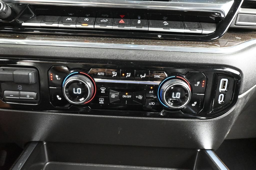 Used 2024 Chevrolet Silverado 1500 RST AWD/4WD image 26