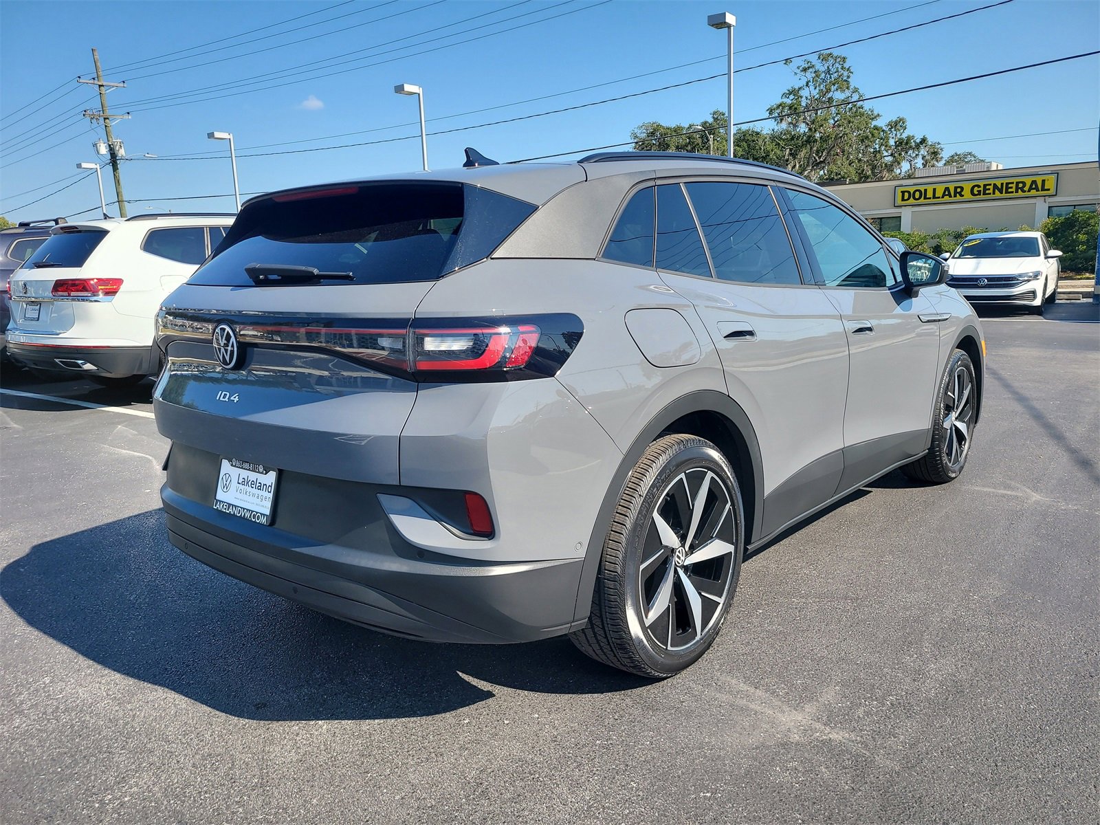 Used 2023 Volkswagen ID.4 Pro S image 6