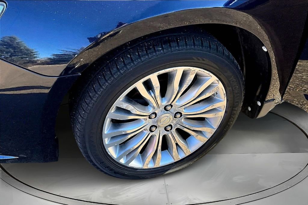 Used 2011 Chrysler 200 Limited FWD image 28