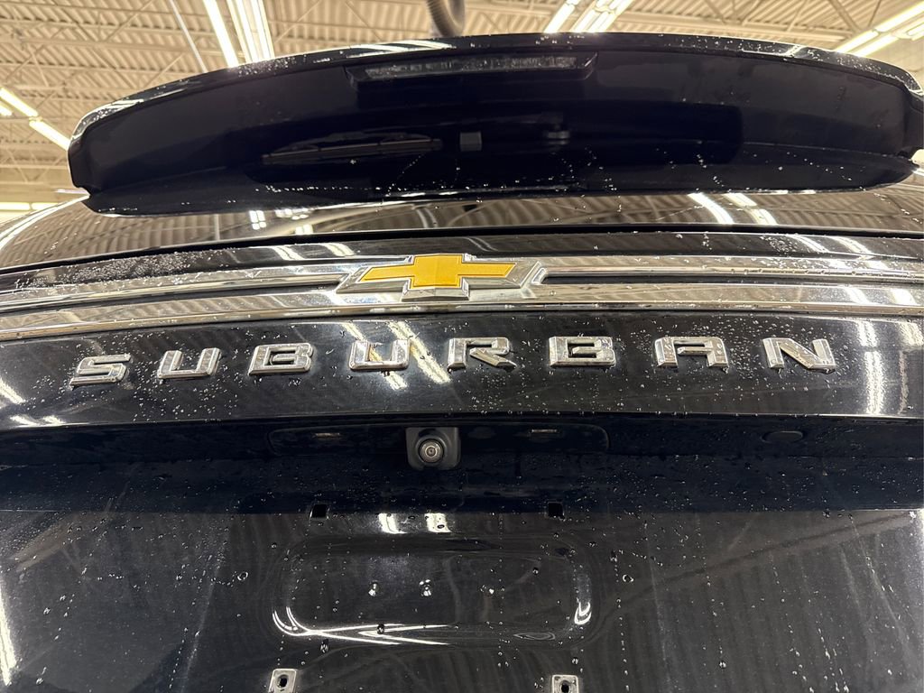Used 2022 Chevrolet Suburban LS image 14