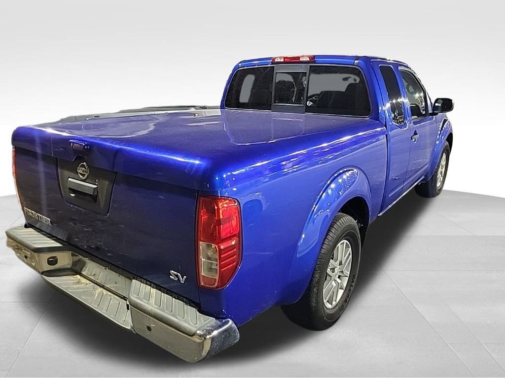 Used 2015 Nissan Frontier SV image 3