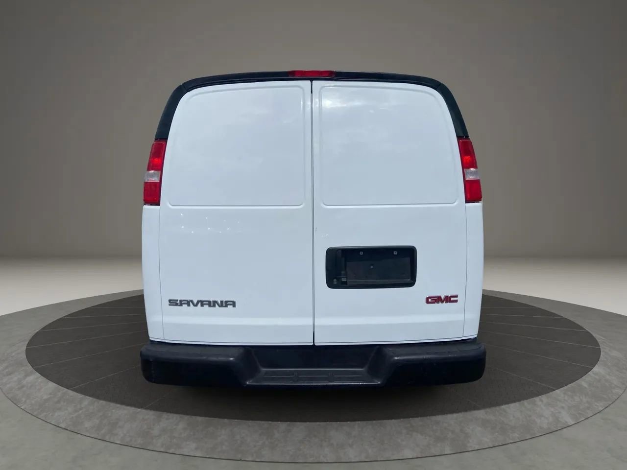 Used 2023 GMC Savana 2500 Extended w/ Driver Convenience Package image 5