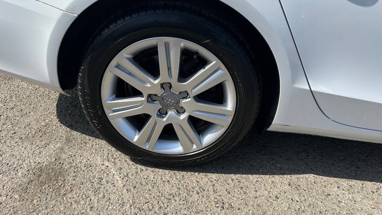 Used 2010 Audi A4 2.0T Premium AWD/4WD image 32