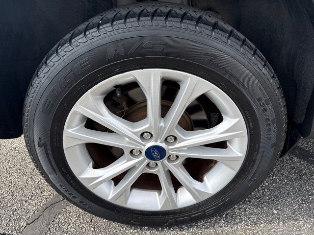 Used 2018 Ford Escape SE FWD image 10