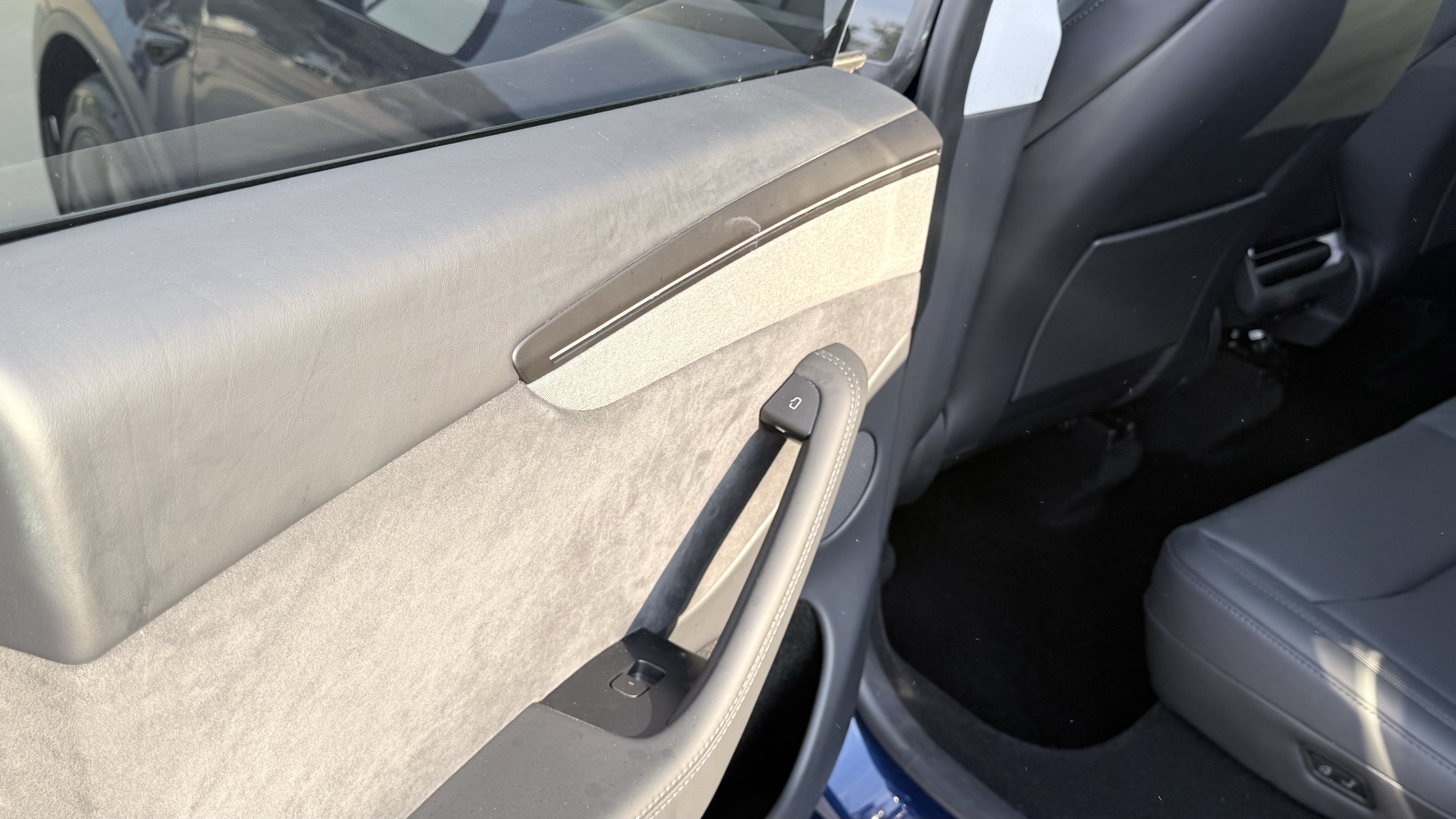 Used 2026 Tesla Model Y AWD image 28