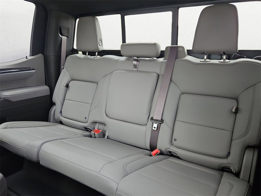 New 2026 Chevrolet Silverado 1500 LTZ w/ LTZ Premium Package image 9