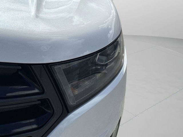 Used 2018 Ford Edge Sport w/ Technology Package AWD/4WD image 17
