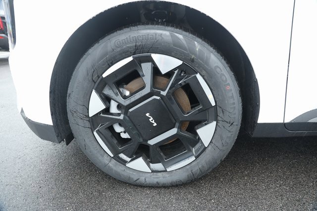 New 2025 Kia Carnival EX image 12