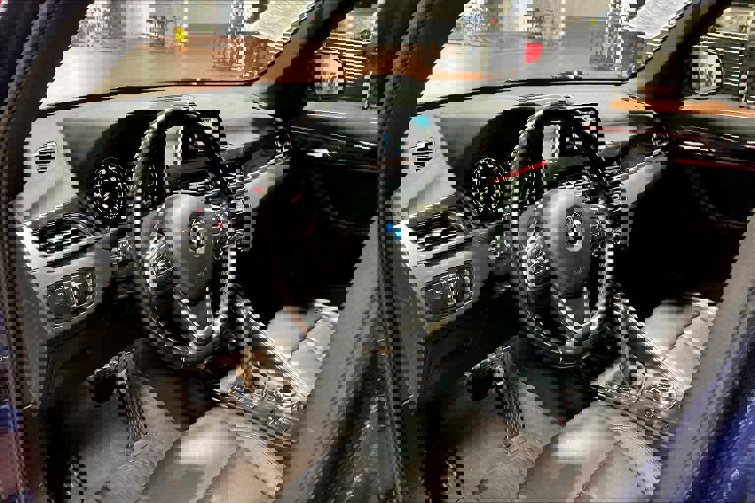 Used 2019 BMW X1 xDrive28i w/ Convenience Package image 17