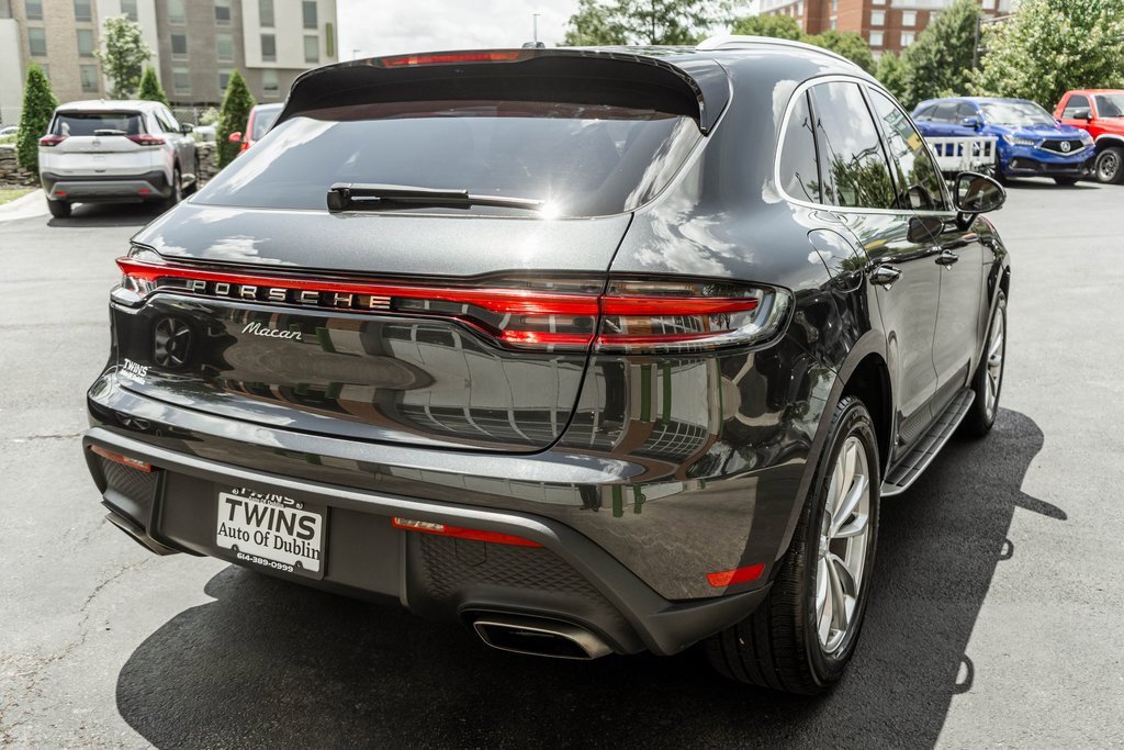 Used 2022 Porsche Macan image 37
