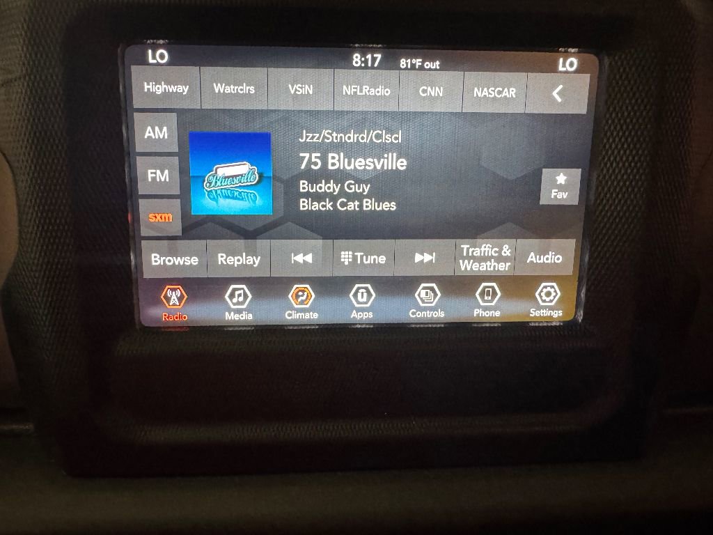 Used 2021 Jeep Gladiator Willys image 24