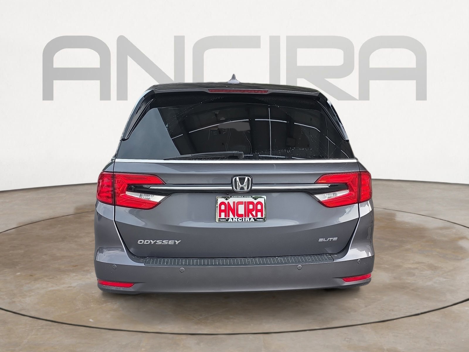 Used 2023 Honda Odyssey Elite image 6
