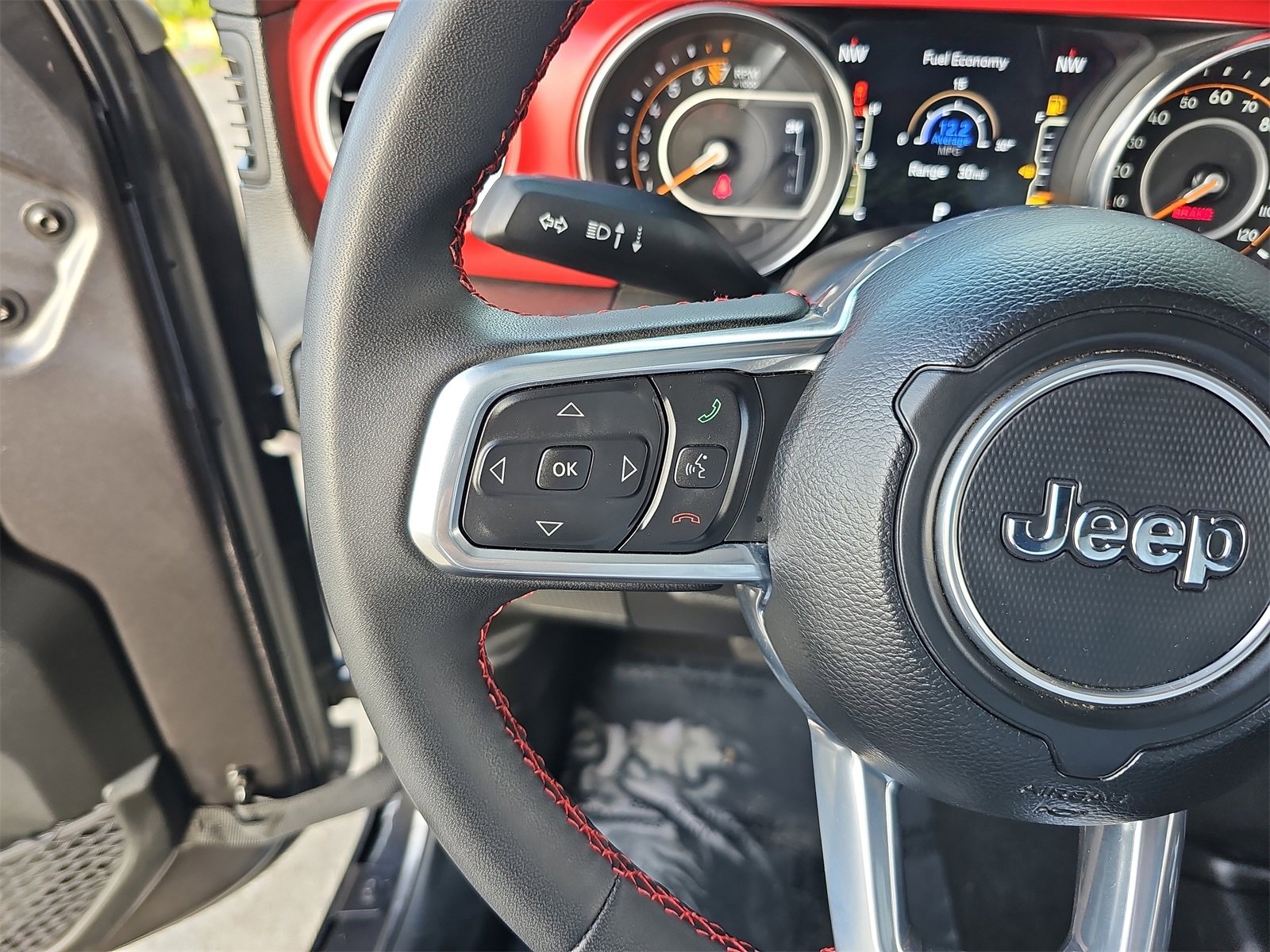 Used 2023 Jeep Gladiator Rubicon w/ Trailer Tow Package image 16