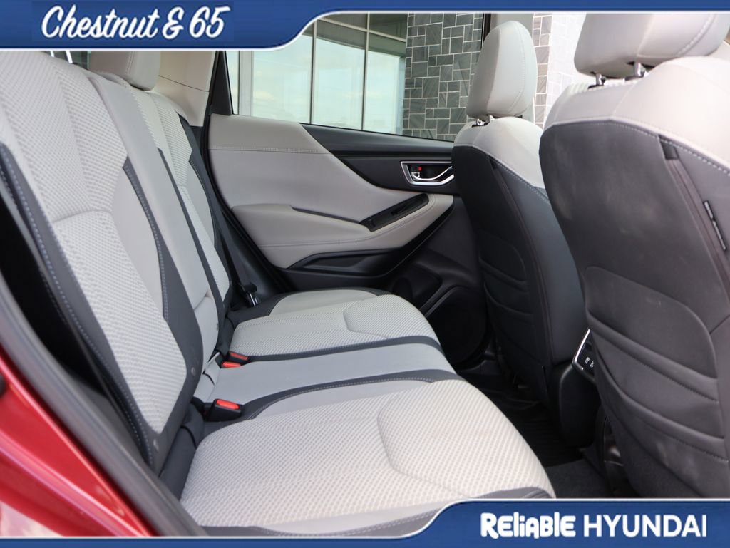 Used 2024 Subaru Forester Premium AWD/4WD image 13