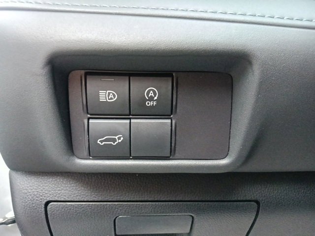 Used 2023 Toyota Highlander XLE image 17