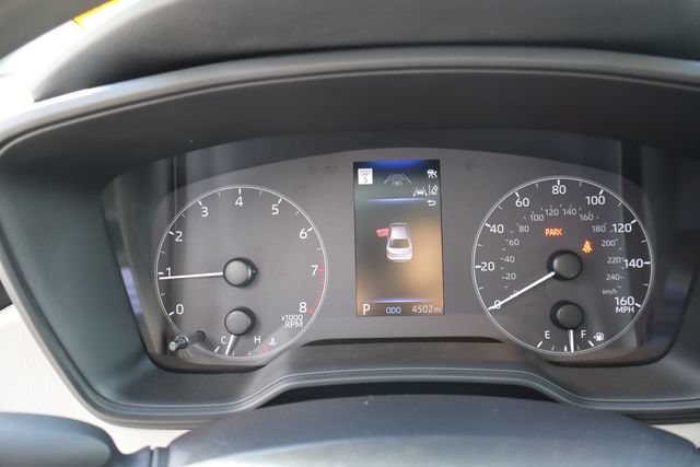 Used 2025 Toyota Corolla LE FWD image 38
