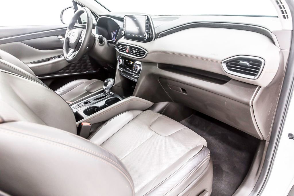 Used 2020 Hyundai Santa Fe Limited image 29