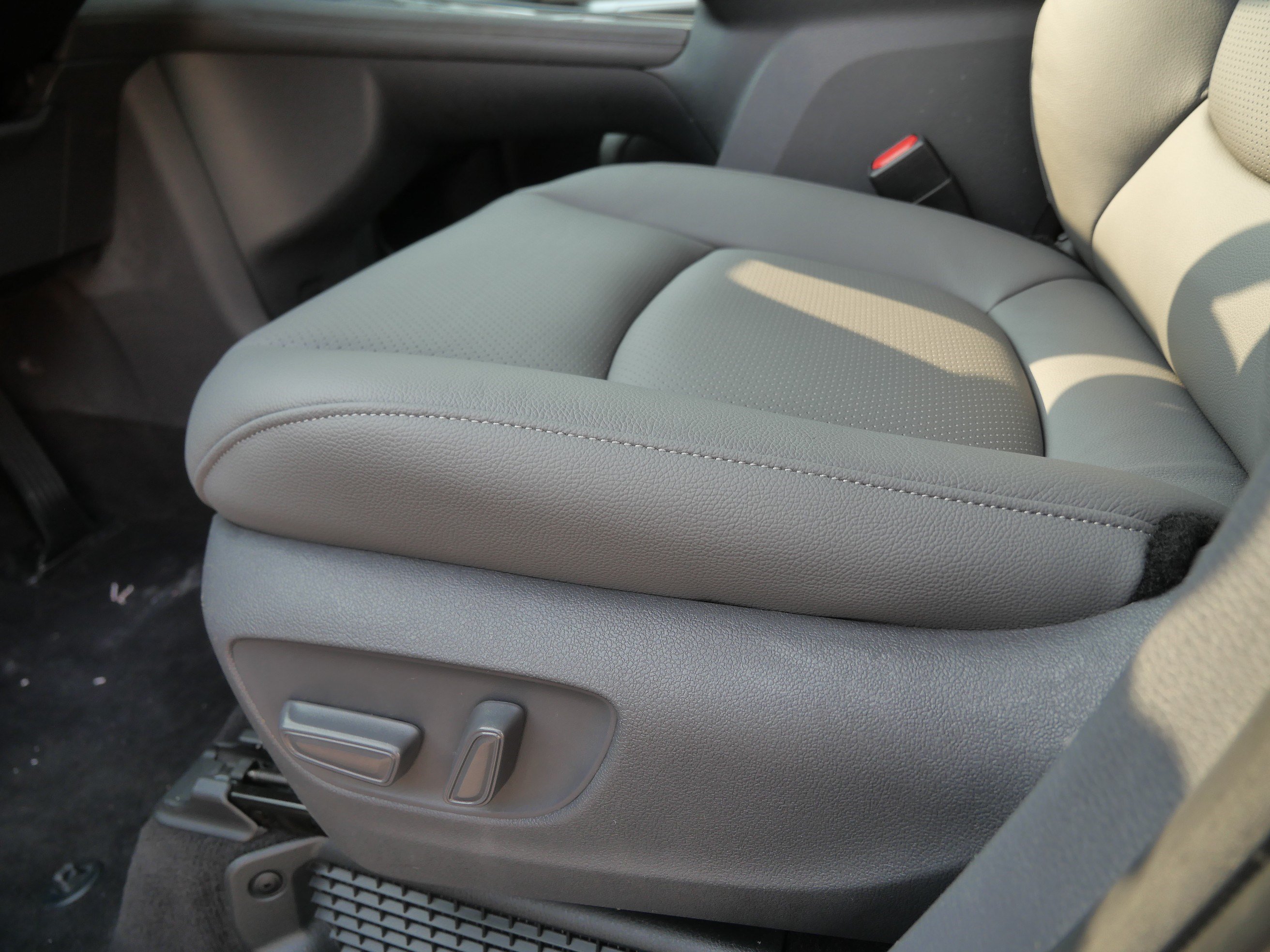 Certified 2021 Toyota Sienna LE AWD/4WD image 20