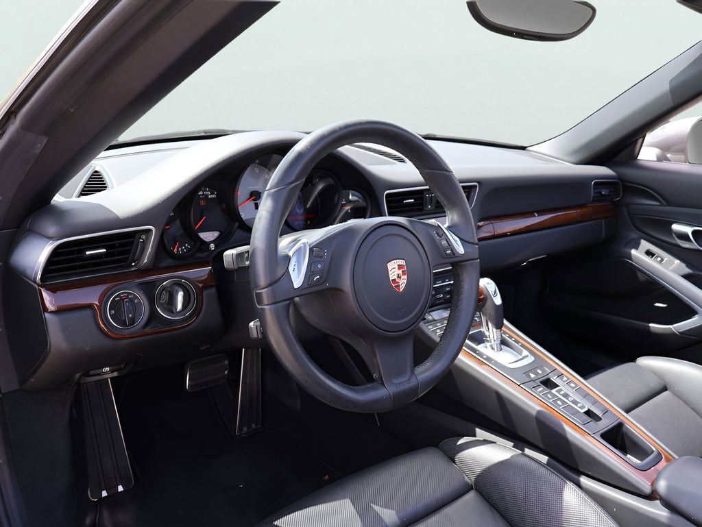 Used 2014 Porsche 911 Carrera 4S AWD/4WD image 4