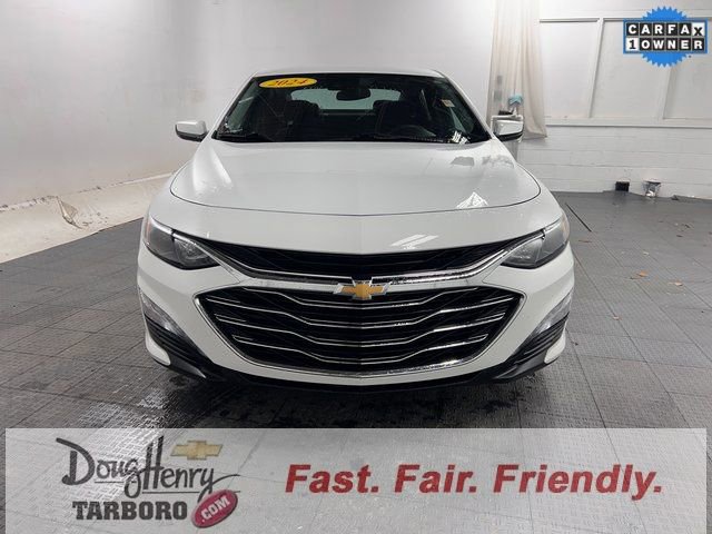 Used 2024 Chevrolet Malibu LT image 2