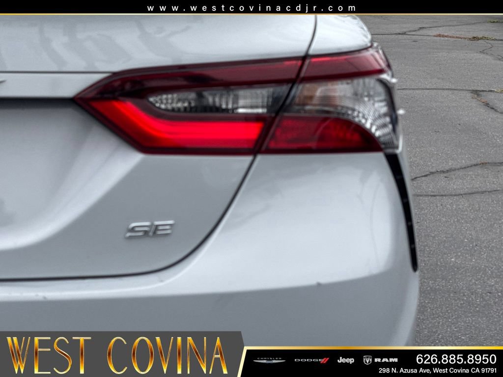 Used 2024 Toyota Camry SE FWD image 14