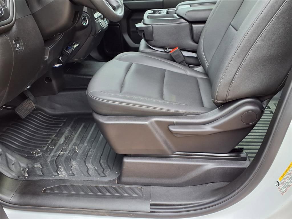 Used 2024 Chevrolet Silverado 2500 W/T image 16