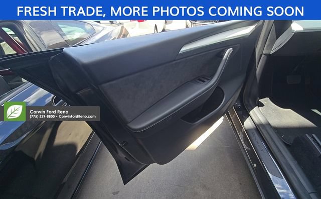 Used 2024 Tesla Model Y Long Range AWD/4WD image 12